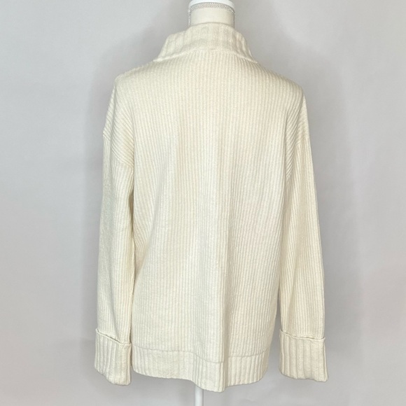 Talbot’s Cream Henley Jewel Button Sweater Size M - Picture 4 of 9